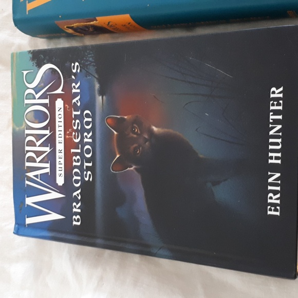 Warrior Cats Super Editions hardcover - Picture 2 of 6